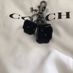 Attachment to the purse